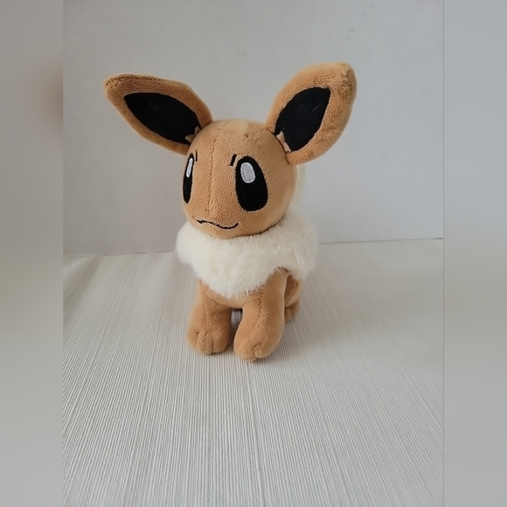 Pokemon Eevee plush 6 inch 2018